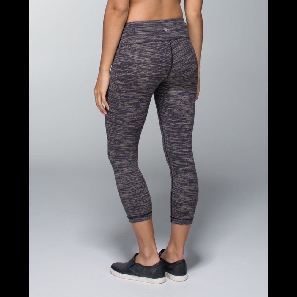 Lululemon Wunder Under Crop